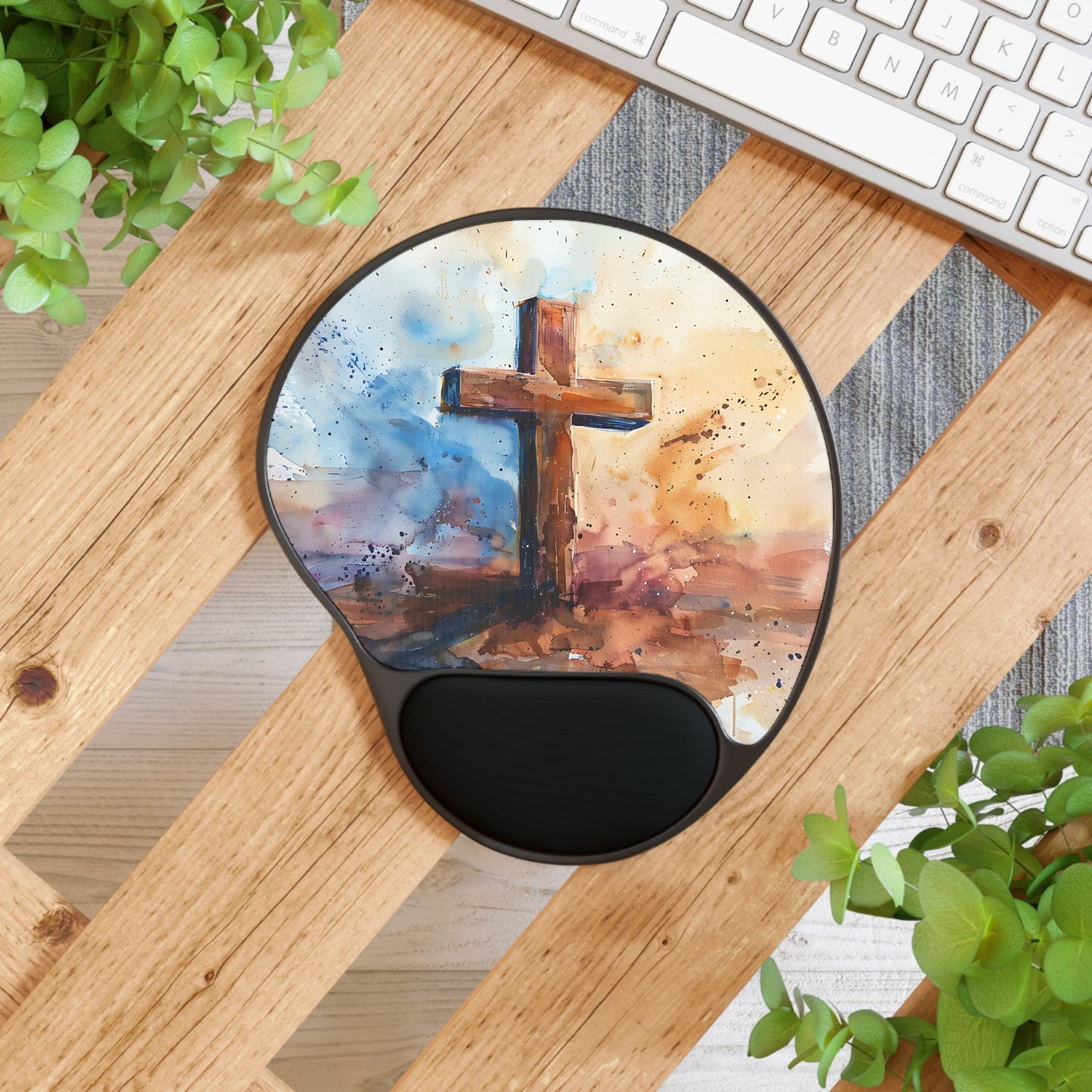 Rugged Cross | Mouse Pad With Wrist Rest